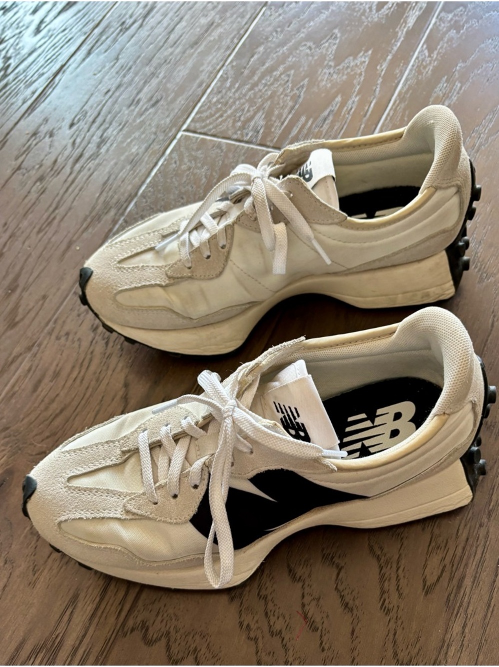 New Balance 327 Sea Salt with White & Black W7 - Picture 9 of 12